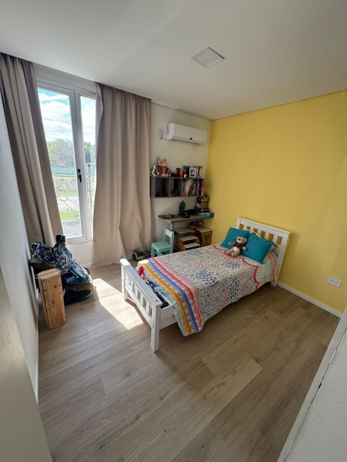Vendo Casa z/ Acceso Norte (YPF)