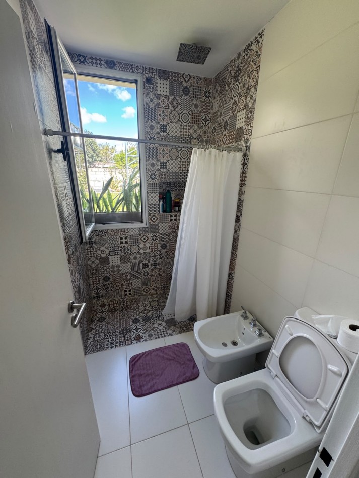Vendo Casa z/ Acceso Norte (YPF)