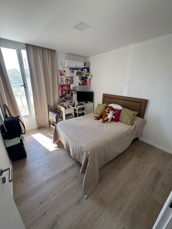 Vendo Casa z/ Acceso Norte (YPF)