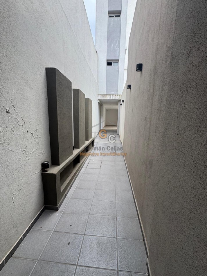 VENDO DEPARTAMENO UN DORMITORIO CENTRICO
