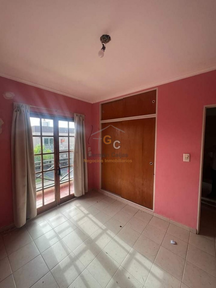 Vendo casa zona Santa Lucia/ Paracao. ALQUILADA